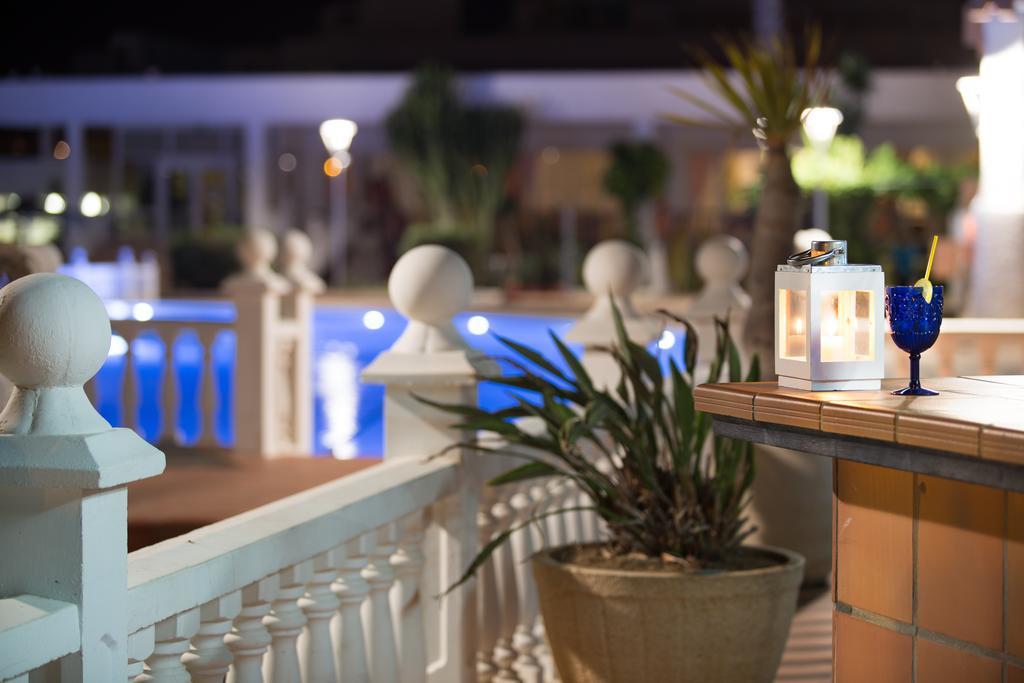 Hotel Izan Cavanna Ла Манга Дел Мар Менор Екстериор снимка